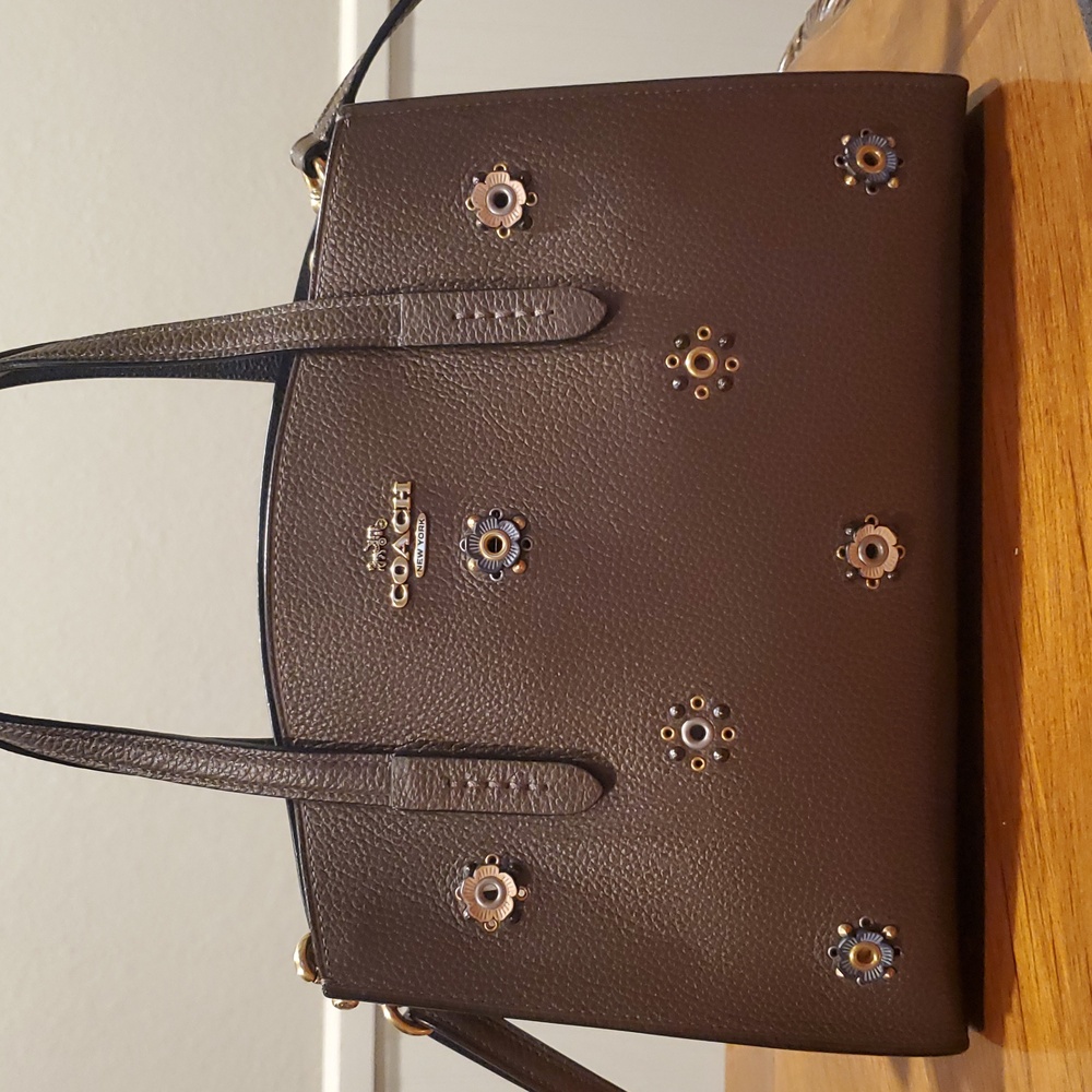Like NEW Coach Charlie 28 Carryall With Scattered Rivets - Picture 2 of 14